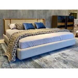 Cama Aiby - Queen